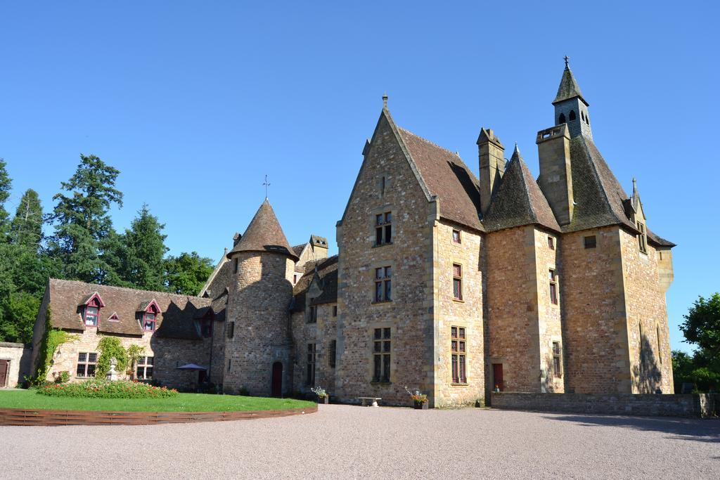 Chateau De Peufeilhoux Vallon-en-Sully Екстериор снимка